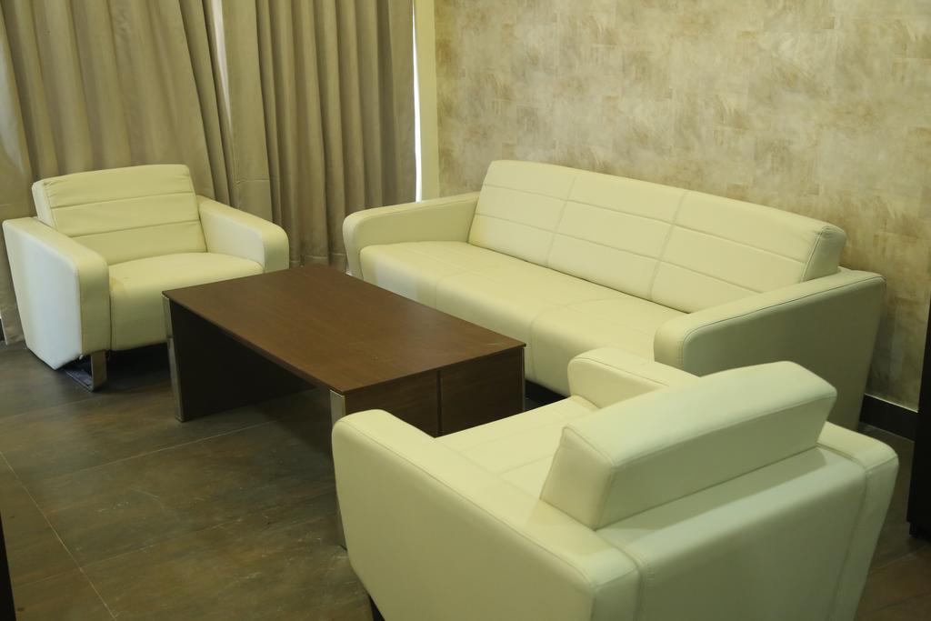 Hardy'S World Ludhiana Quarto foto